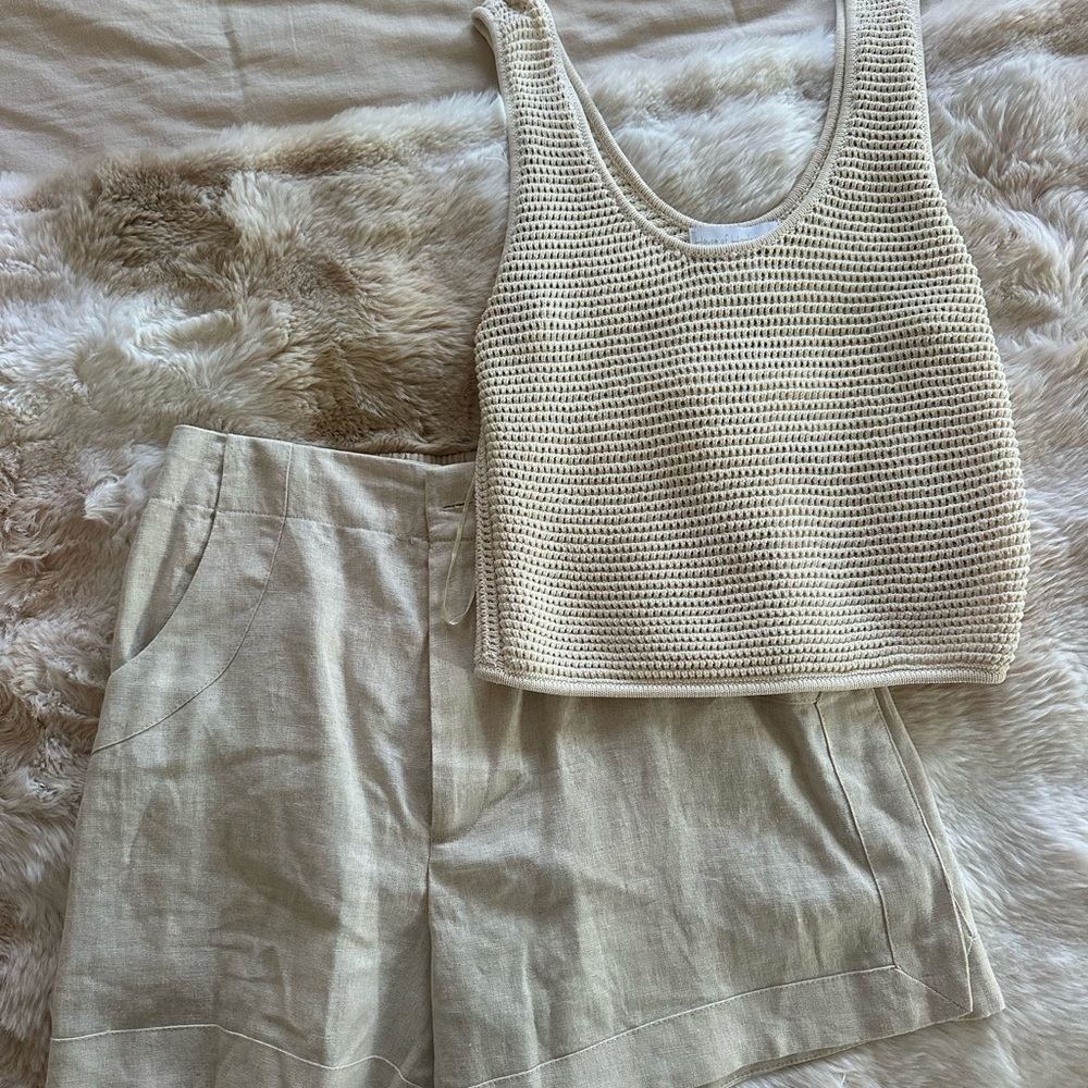 House of Harlow shorts set